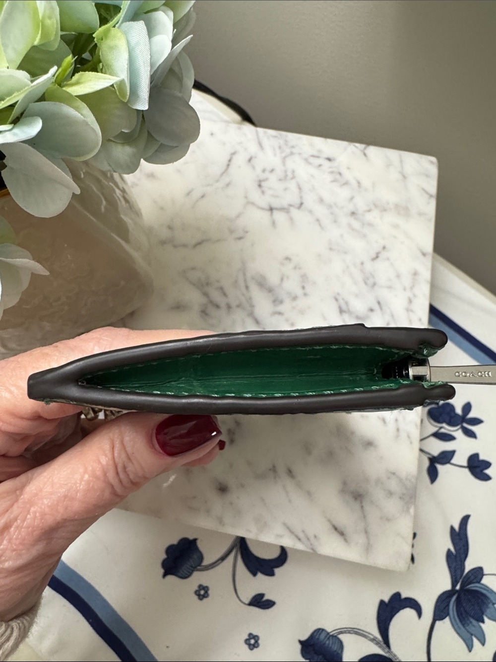 Coach Emerald Croc-Embossed Leather Card Wallet - Picture 3 of 9